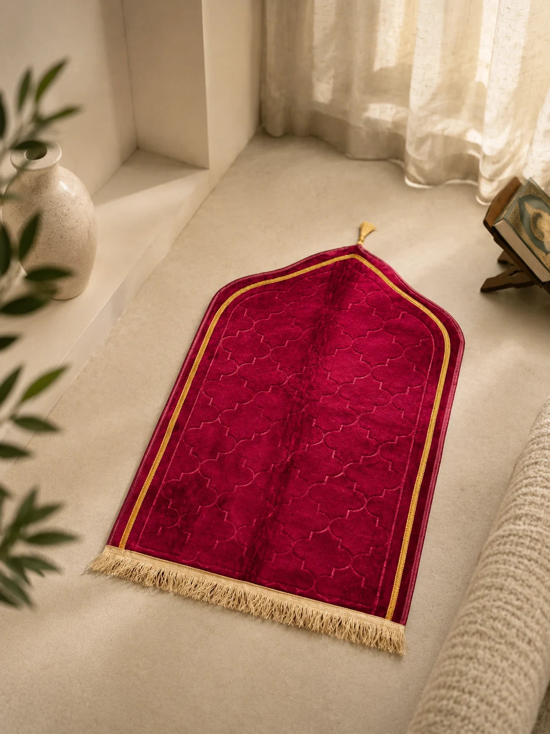 Premium Velvet Prayer Mat | Luxury Muslim Prayer Rug